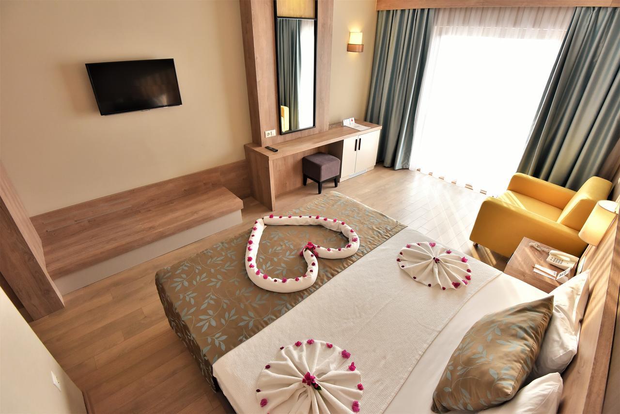 Lucida Beach Hotel Çamyuva Kültér fotó